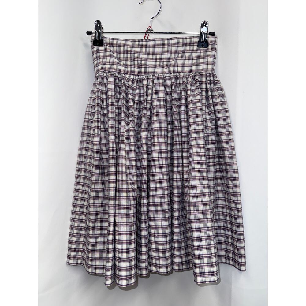 Plaid school girl mini skirt XS no tag 
Waist-12
Length-20